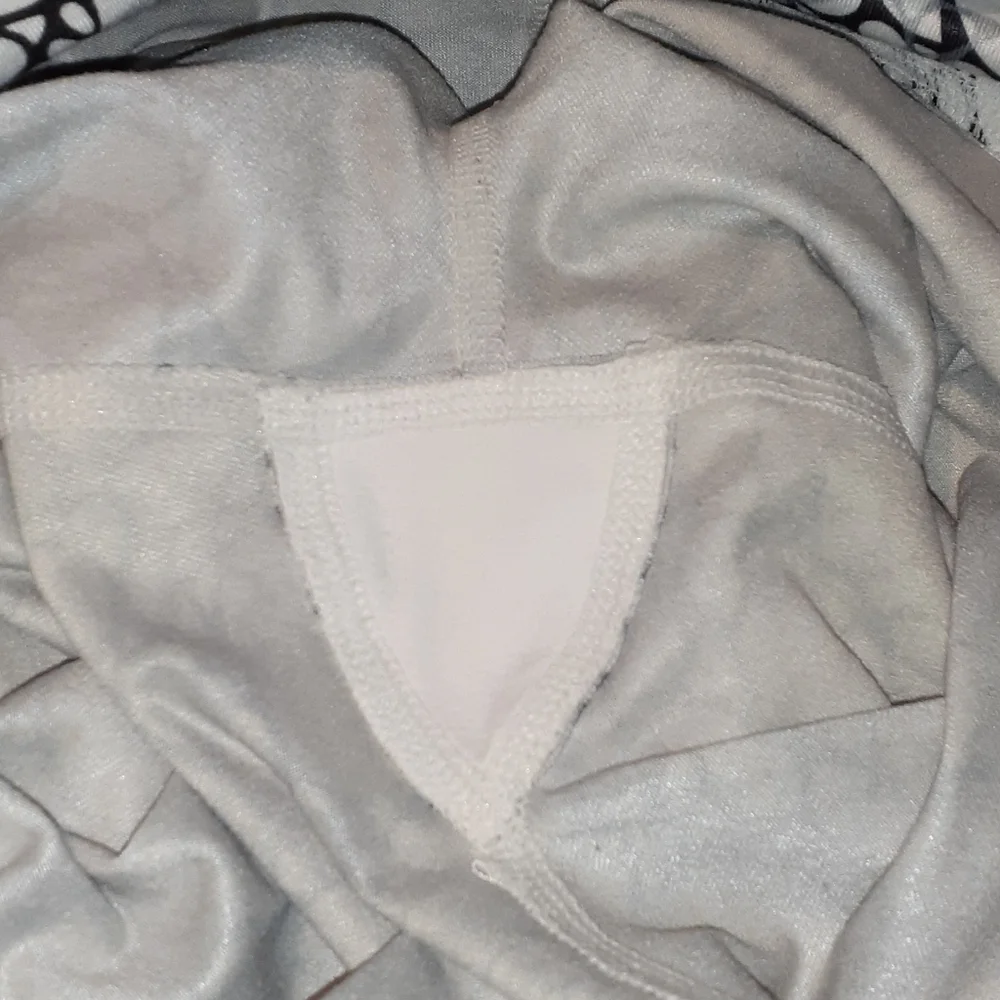 Alo Yoga Iguana Black Gray White Leggings Size XS